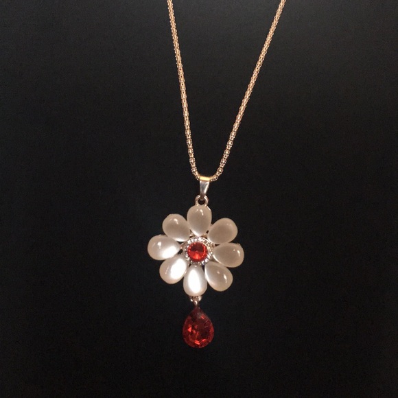 Opal Flower*Drop Crystal Necklace - Picture 3 of 13
